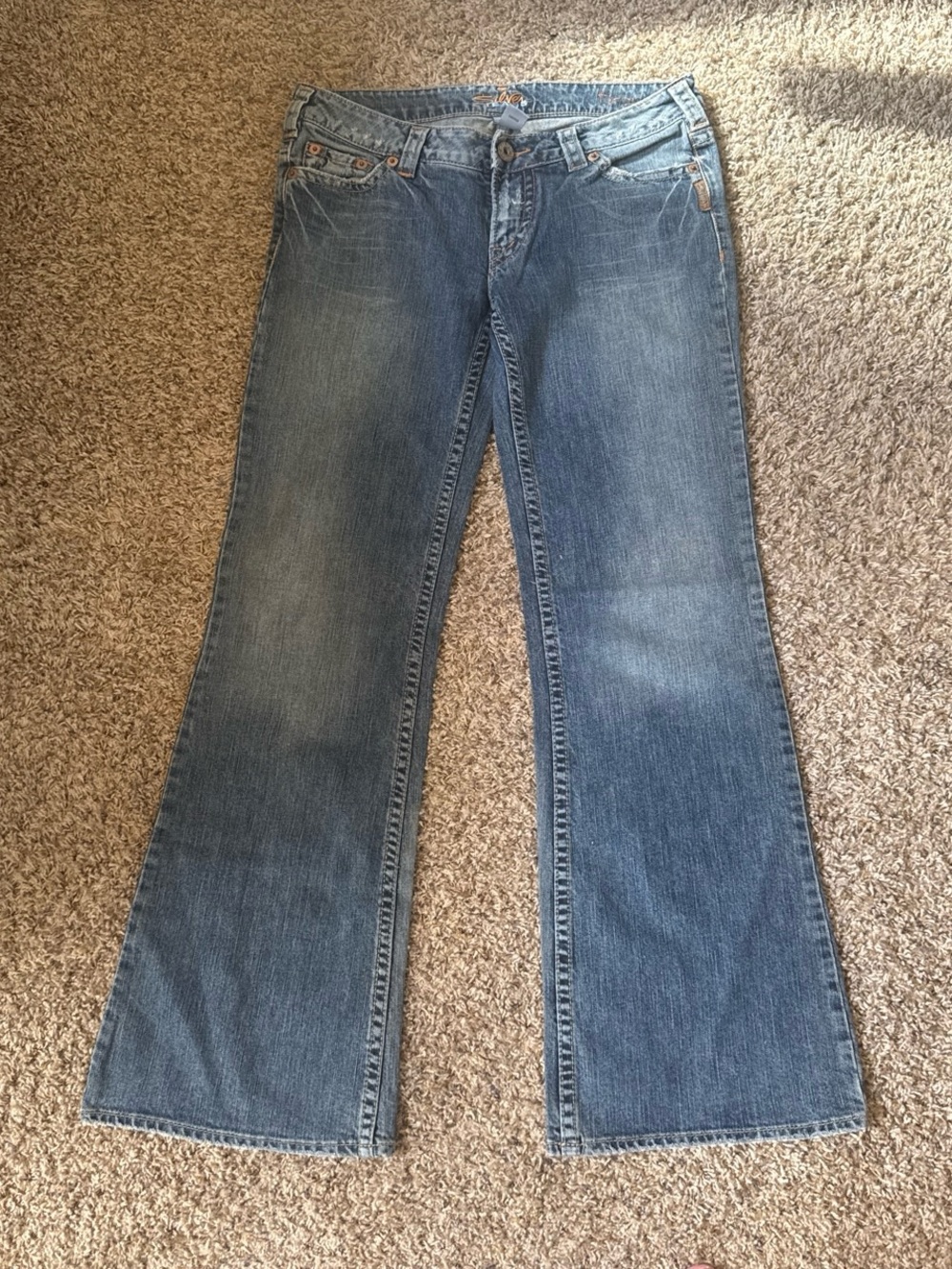 Y2K DEADSTOCK VTG Tia Silver Jeans Blue Flared Wide-Leg Denim